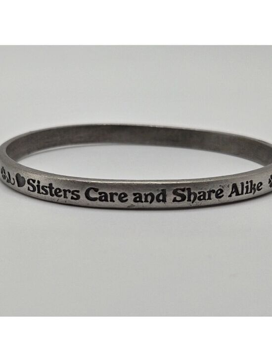 cameo Jewelry - ✨2/$10✨ Sisters Always Friends Silver Bangle 8'' Camco